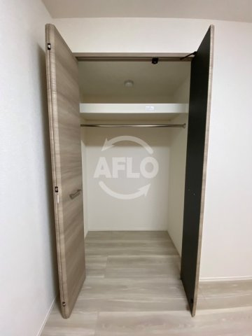 TORISIA Reve　茨田北小学校区の収納|TORISIA　Reve　クローゼット