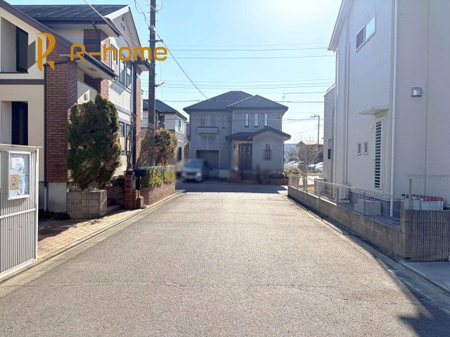 守谷市美園2丁目第1期　新築戸建て　1号棟の前面道路含む現地写真|堂々！建物完成♪実際のお部屋をご見学可能です♪
ご見学が一番の資料！お気軽にお問い合わせ下さい♪