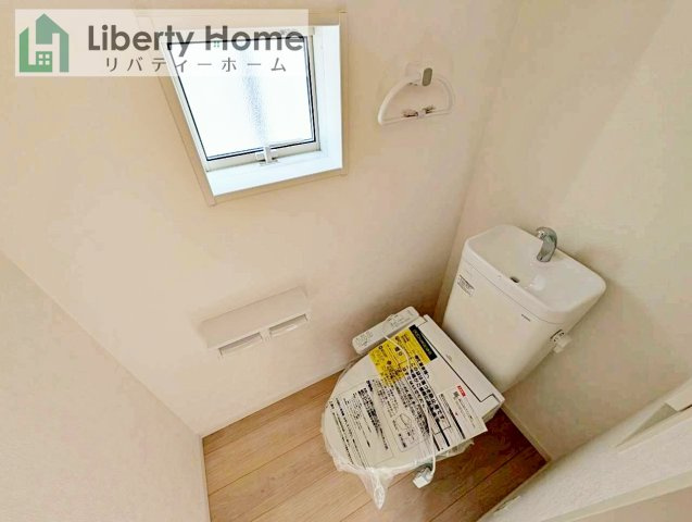 笠間市旭町第8　新築戸建　2号棟のトイレ