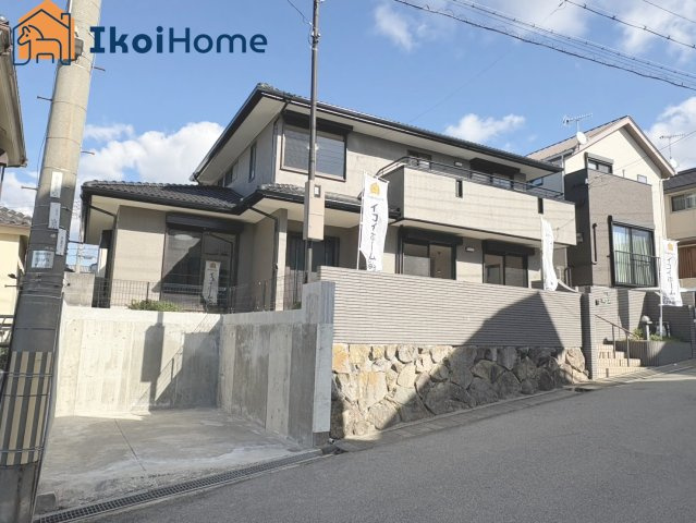 明石市松が丘3丁目　中古戸建の外観|【ホームページに現地動画掲載中】●年中無休：当日予約可●敷地広々約65坪！積水ハウス施工の軽量鉄骨造