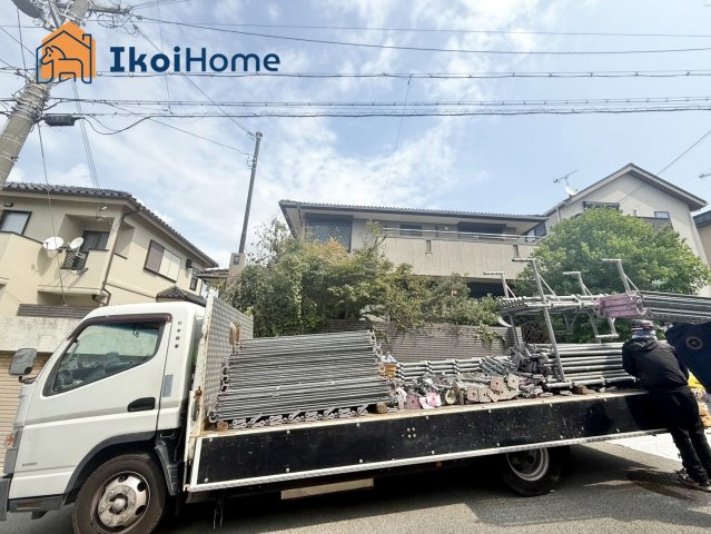 明石市松が丘3丁目　中古戸建のエントランス|～ご見学に関して～平日や夜間でもご案内可能。決まったお時間で身動きが取れない方も臨機応変に対応します