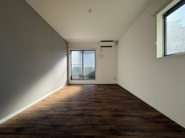 WindBell栄本町の居間・リビング