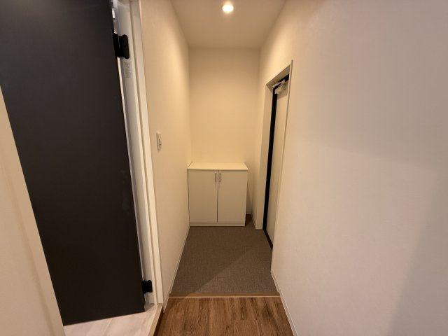 WindBell栄本町の玄関