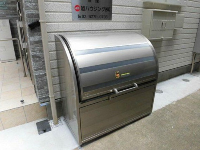 【設備】 | サントロペ高円寺 | 敷地内ゴミ置き場。