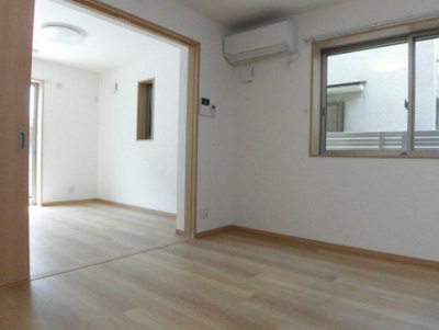 【居間・リビング】 | サントロペ高円寺 | 明るい洋室！