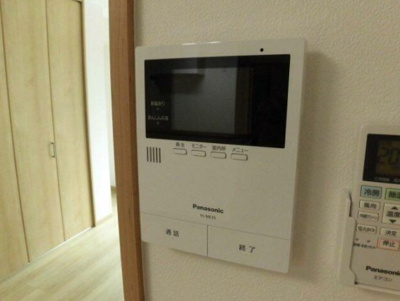 【セキュリティ】 | サントロペ高円寺 | モニター付きインターホンで防犯面も安心です！