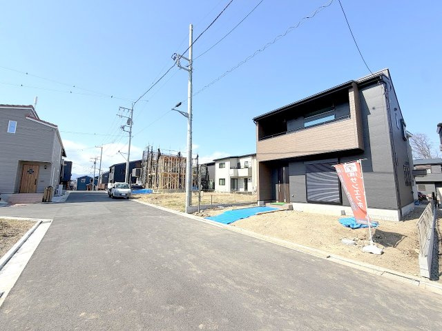 あきる野市野辺　新築分譲の前面道路含む現地写真