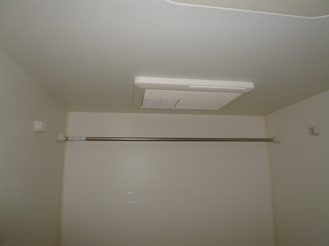 サニーレジデンス　ＹＫの浴室|浴室乾燥機