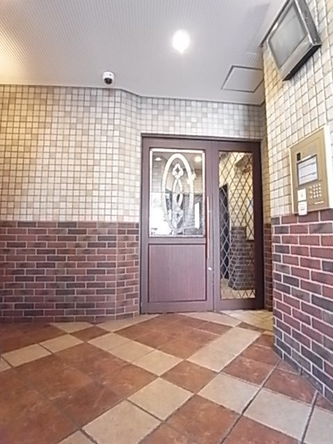 クレアール神戸のエントランス