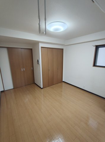 クレアール神戸の居間・リビング