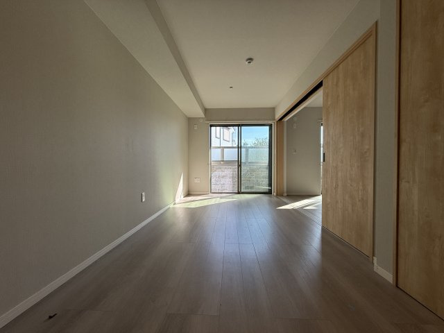 グローコートⅦの居間・リビング