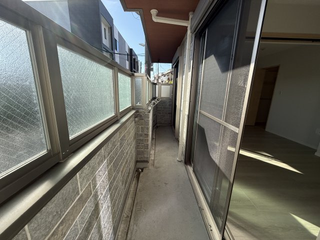 グローコートⅦのバルコニー