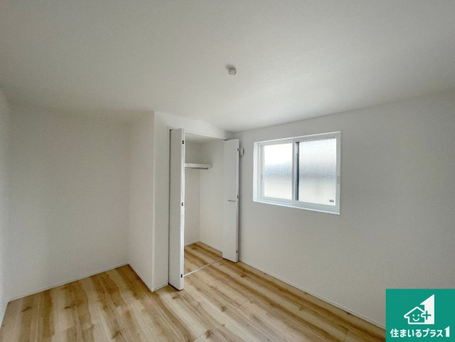 神戸市北区山の街　新築一戸建ての洋室|収納スペースが充実しているので子供の成長に合わせてたくさん収納ができます！家族構成に合わせた様々な活用ができる収納！