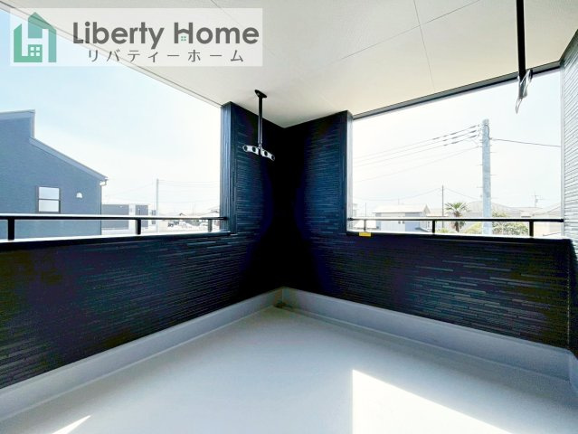 ひたちなか市足崎20期　新築戸建　1号棟のバルコニー