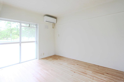 【居間・リビング】 | ビレッジハウス柴宿2号棟