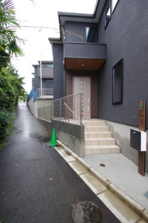 【エントランス】