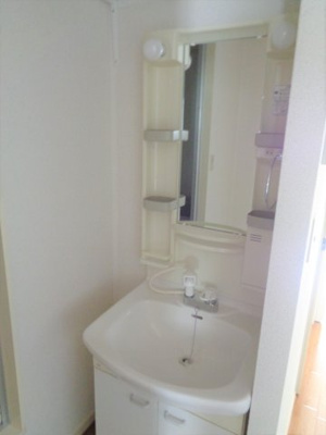 【洗面所】 | ウェルヴィラ東福山　A | 洗髪洗面化粧台