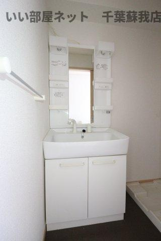 レモンハウスの独立洗面台|独立洗面台あり、毎朝おしゃれに忙しい女性の方におすすめです