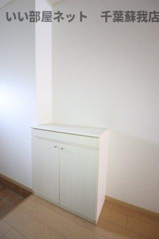 レモンハウスの収納|こまごまとしたものを収納できそうですね