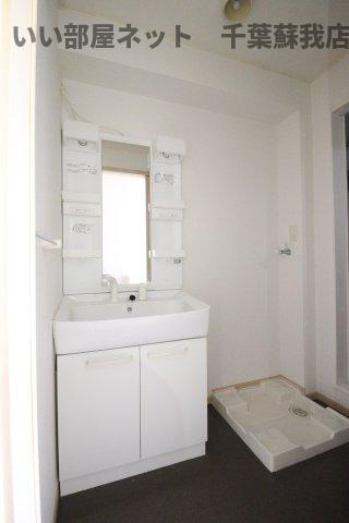 レモンハウスの洗面所|忙しい朝には欠かせない洗面所です