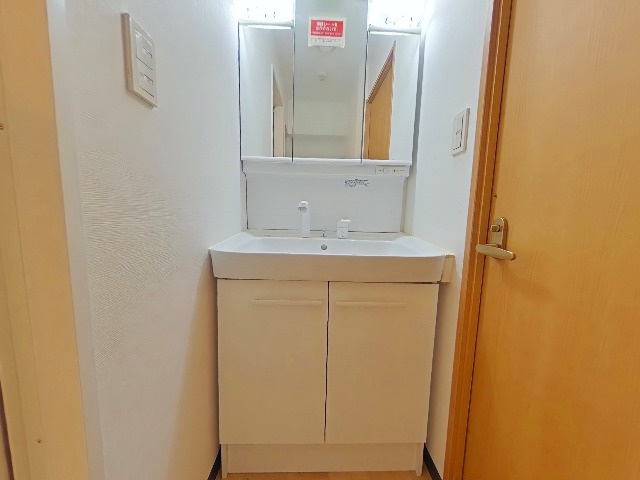 Grazie里の洗面所|独立洗面台あり、毎朝おしゃれに忙しい女性の方におすすめです