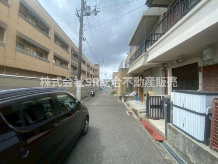 寺前町1丁目　中古戸建の前面道路含む現地写真|前面道路を含む現地のお写真