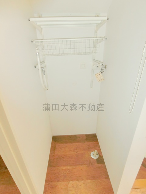 鵜の木1丁目戸建の設備|室内洗濯機置き場