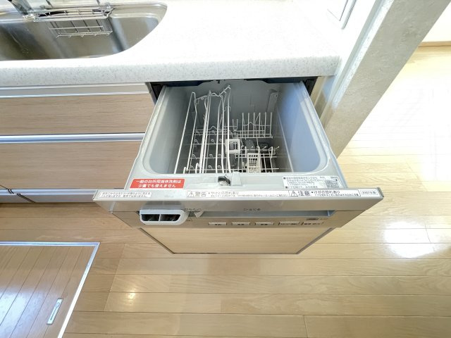 中古戸建・中古住宅　太田市東長岡町　軽量鉄骨造　4LDK　北の杜学園のキッチン
