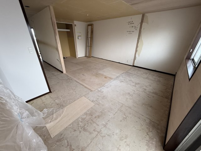 眞鍋マンションの居間・リビング