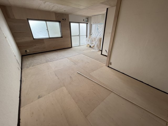 眞鍋マンションの居間・リビング