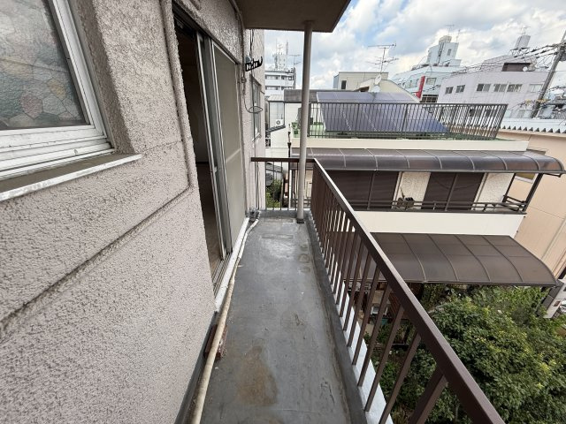 眞鍋マンションのバルコニー