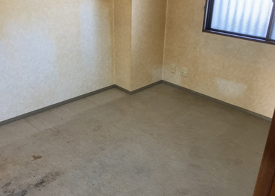 【寝室】 | バルール町田 | 寝室でゆっくりと過ごすためにはベッド周りの適度な空間を担保することや窓の位置、照明の明るさ、寝室の広さなどを考える必要があります。自身や家族の構成とライフスタイルに併せて寝室にする部屋を選びましょう！