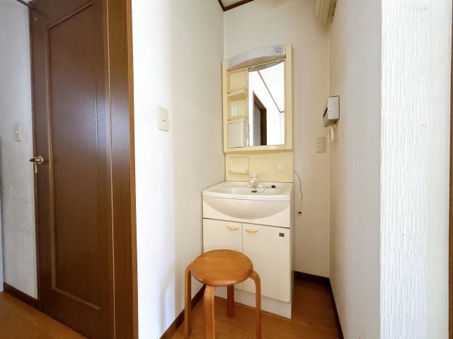 深谷市萱場の独立洗面台