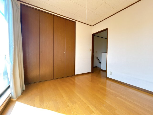 深谷市萱場の洋室