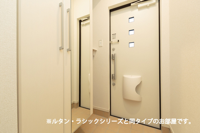 コンフォート25の玄関