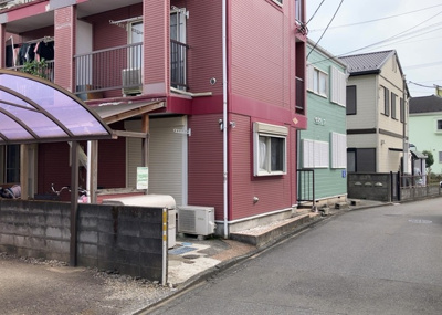 【外観】 | セレーノプリモⅠ | 隣家の土地はどうなっているのか、生活利便施設が近くにあるのか、学校まで近いかなど、お客様のライフスタイルにあわせたイメージが重要です。また、近くにあると困る施設が近くにないかも確認するといいでしょう。