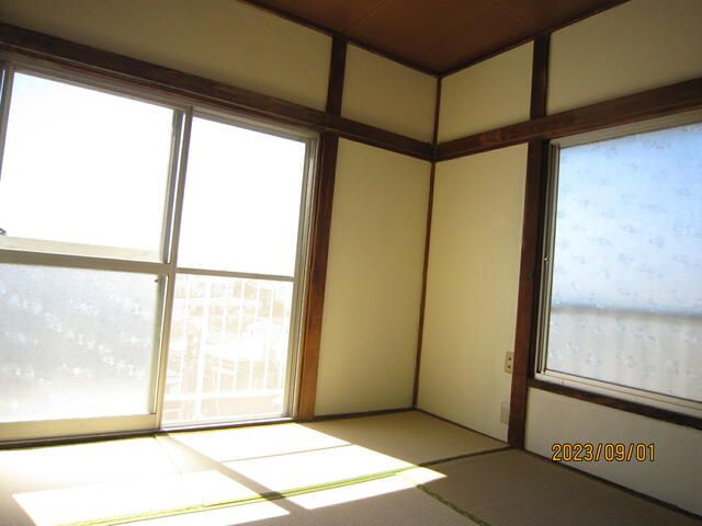 横浜市鶴見区北寺尾５丁目のアパートの寝室