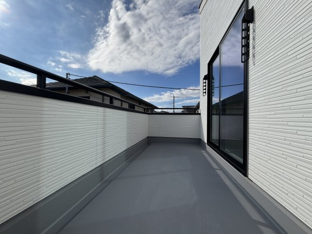 練馬区春日町5丁目 全3棟 1号棟のキッチン|食後の片づけに便利な食器洗乾燥機が標準装備です 時間が有効活用でき、節水にもなります