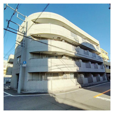 【外観】 | カーサフジタ | 鉄筋コンクリート造のがっちりとした建物。