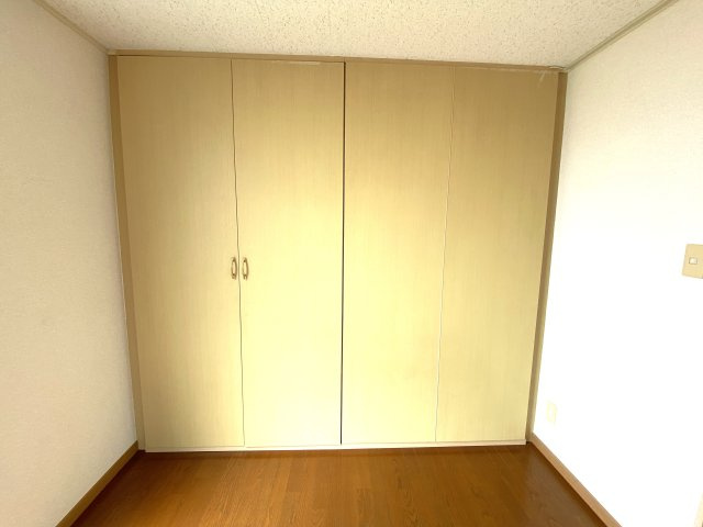 ウイニングイーストの収納