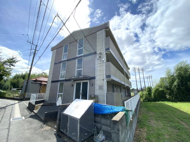 ウイニングイーストの外観