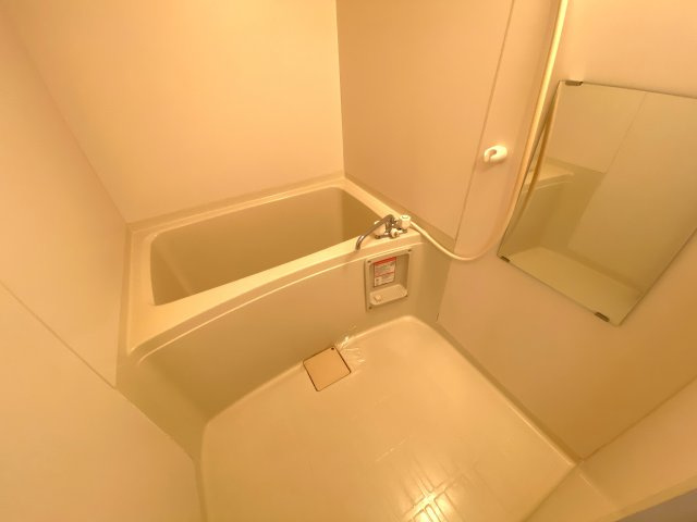 ウイニングイーストの浴室