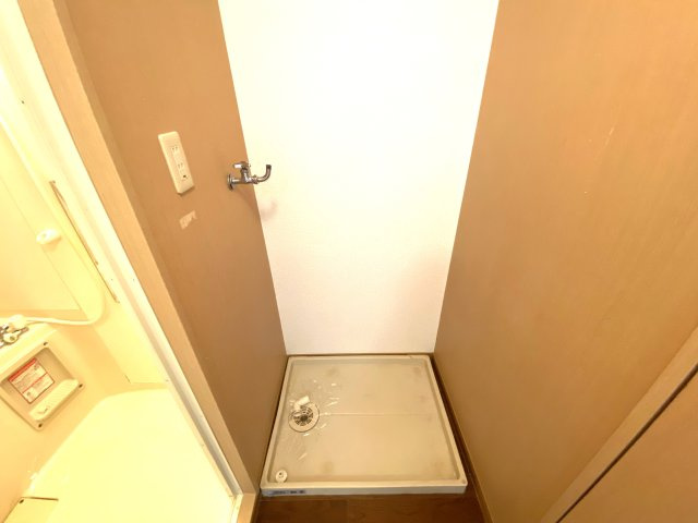 ウイニングイーストの設備