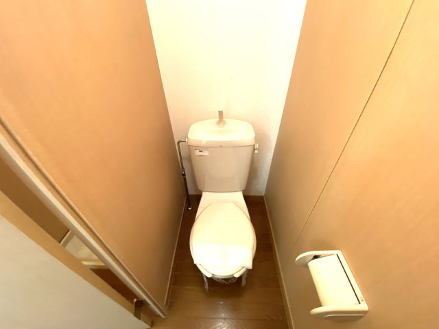 ウイニングイーストのトイレ