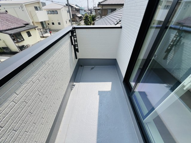 安城市里町石橋24番23『仲介手数料無料』新築戸建てのバルコニー