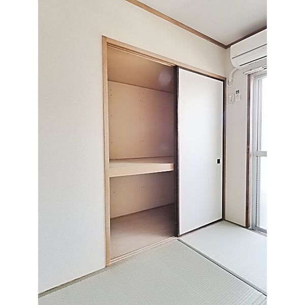 丸和マンションの収納