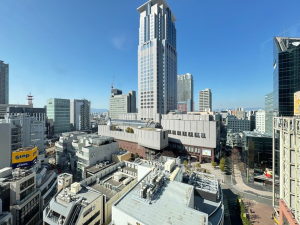【展望】 | 【物件からみた眺望】10Fからの眺望！周りに高い建物が少なく見渡しも良好です◎