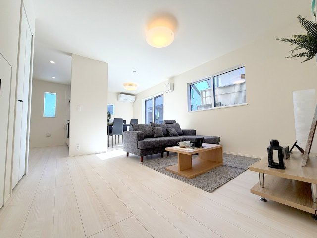 あきる野市三内全３棟　新築分譲の前面道路含む現地写真