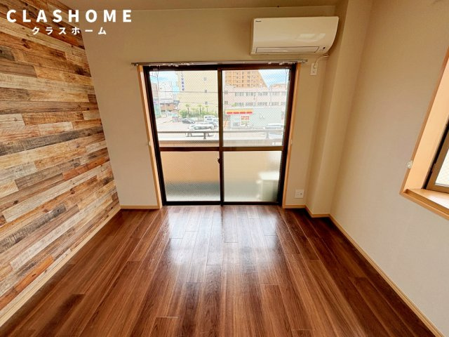 ドミールあさひ　　　刈谷市近郊の賃貸はクラスホームの居間・リビング|同物件の別部屋になります。