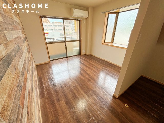 ドミールあさひ　　　刈谷市近郊の賃貸はクラスホームの居間・リビング|同物件の別部屋になります。